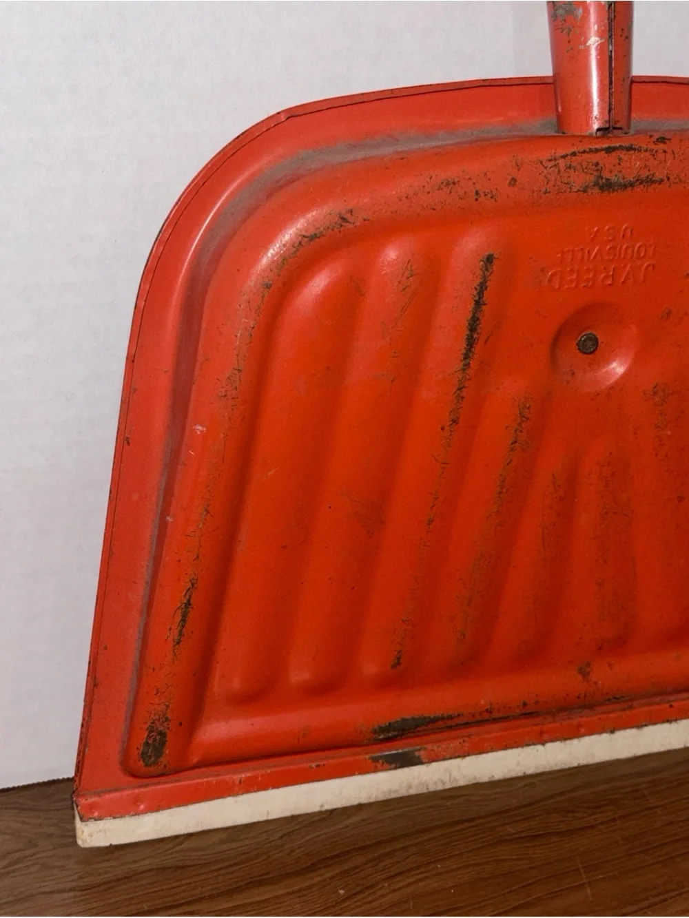 Vintage Red Metal Wall-Mount Dustpan Decor JV Reed MCM decor